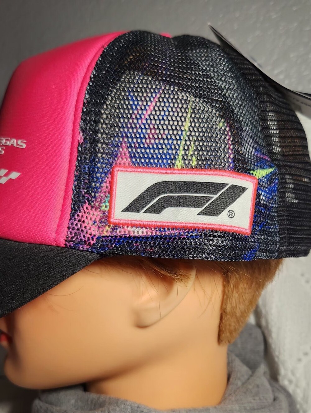 F-1 Vegas Trucker Hat Puma Black And Pink Formula F-1  Grand Prix 2025 Cap